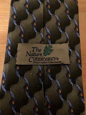 THE NATURE CONSERVANCY Men's Tie Silk handmade Gray Green leaves Chameleon